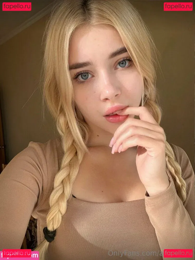 alisebuns Onlyfans Photo Gallery 