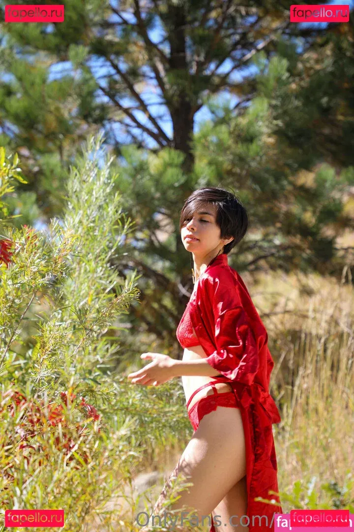 unisexi Onlyfans Photo Gallery 