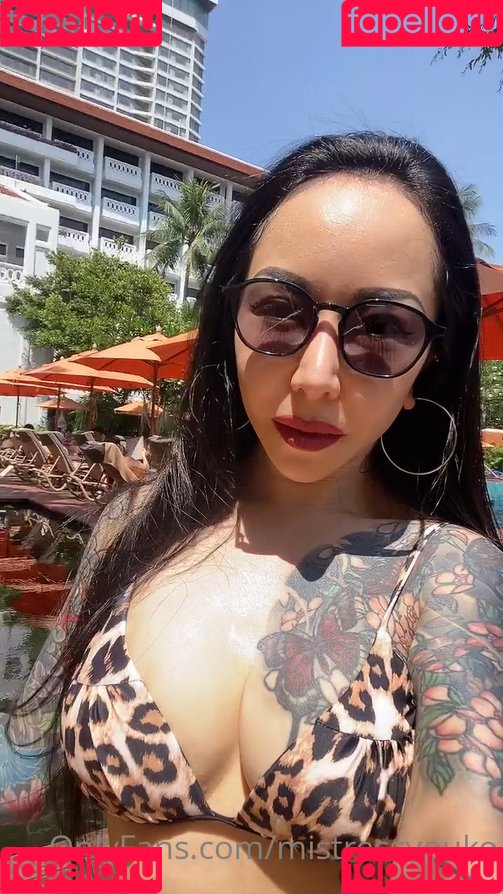 Mistress Youko Onlyfans Photo Gallery 