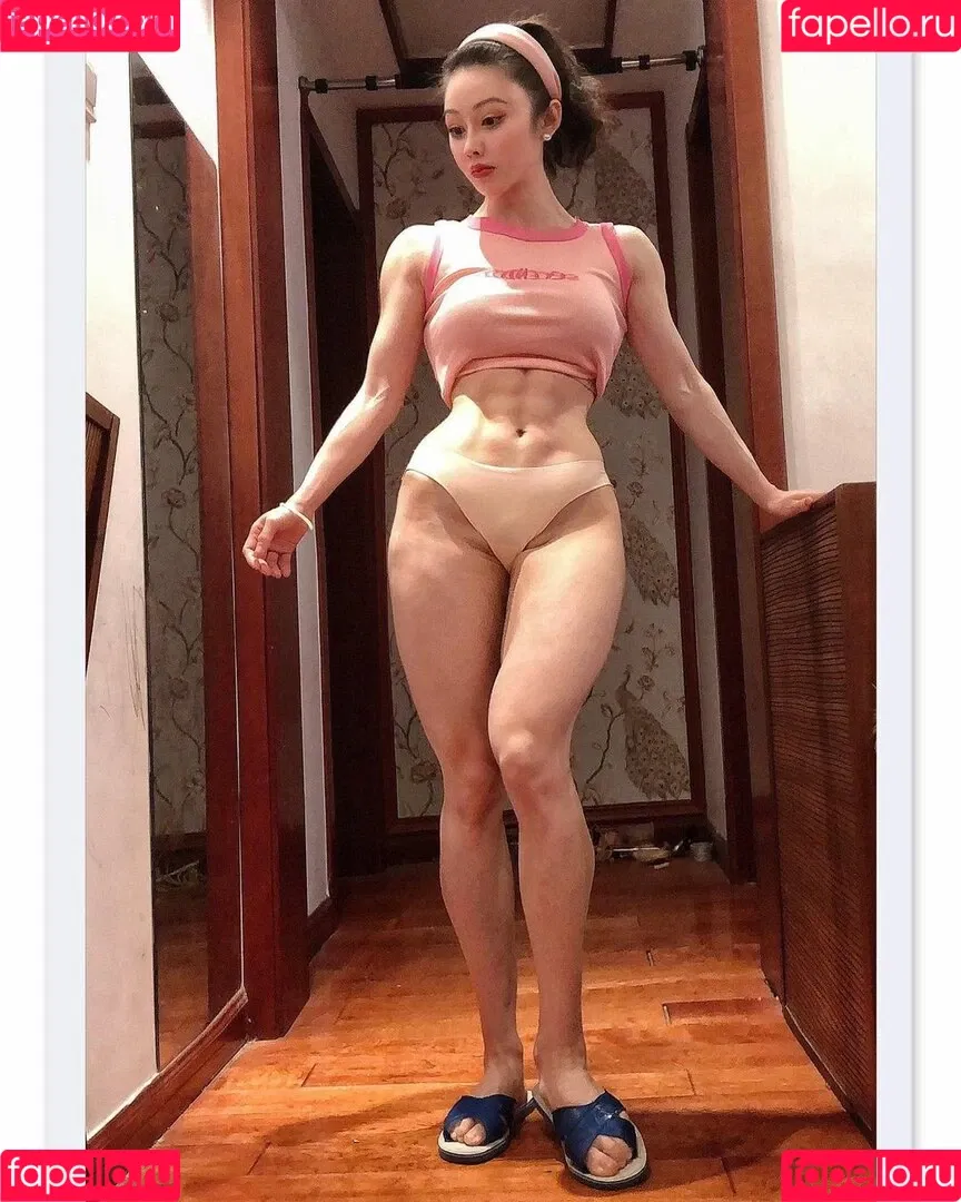Yuan Herong Onlyfans Photo Gallery 