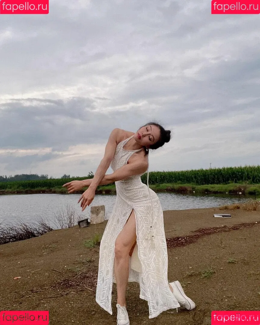 Yuan Herong Onlyfans Photo Gallery 