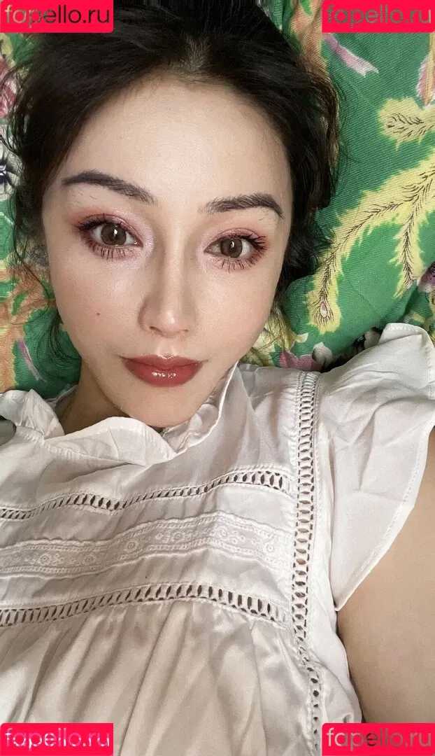 Yuan Herong Onlyfans Photo Gallery 