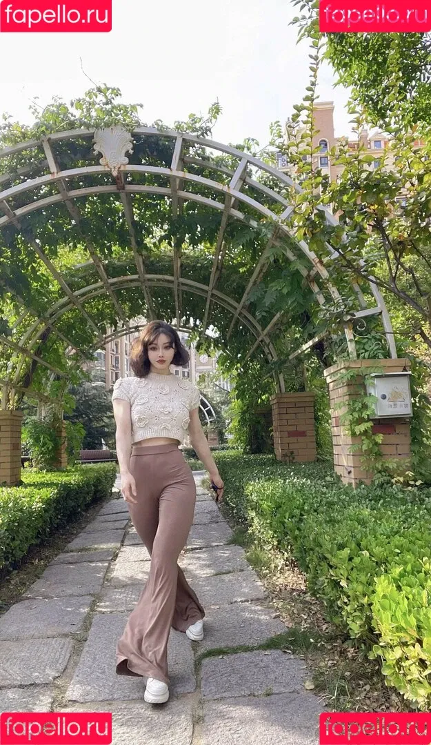 Yuan Herong Onlyfans Photo Gallery 
