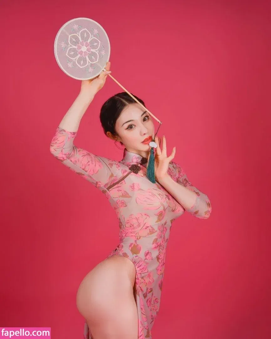 Yuan Herong Onlyfans Photo Gallery 