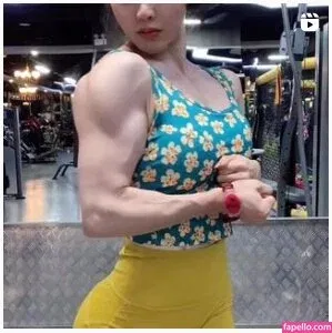 Yuan Herong Onlyfans Photo Gallery 