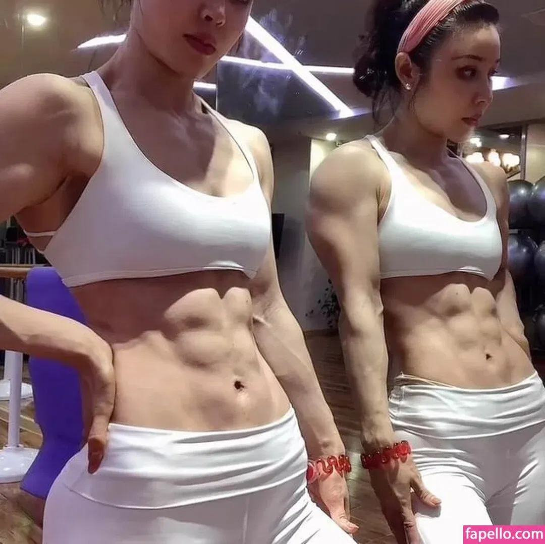 Yuan Herong Onlyfans Photo Gallery 