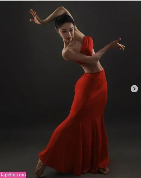 Yuan Herong Onlyfans Photo Gallery 