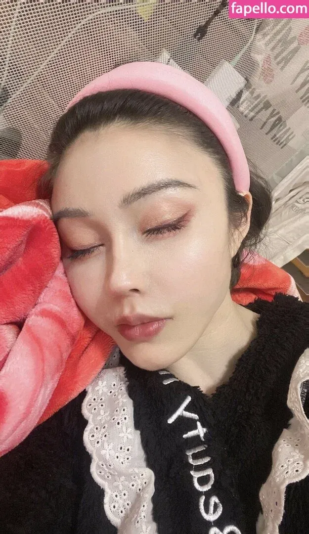 Yuan Herong Onlyfans Photo Gallery 