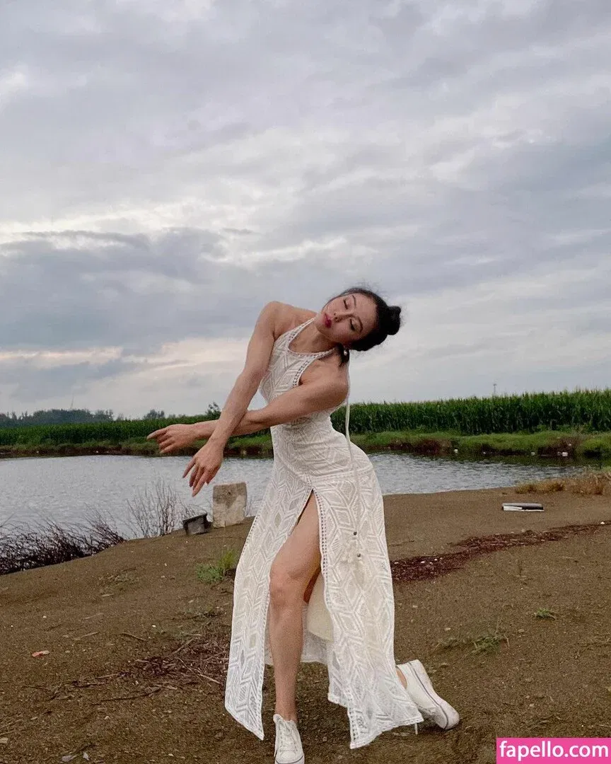 Yuan Herong Onlyfans Photo Gallery 