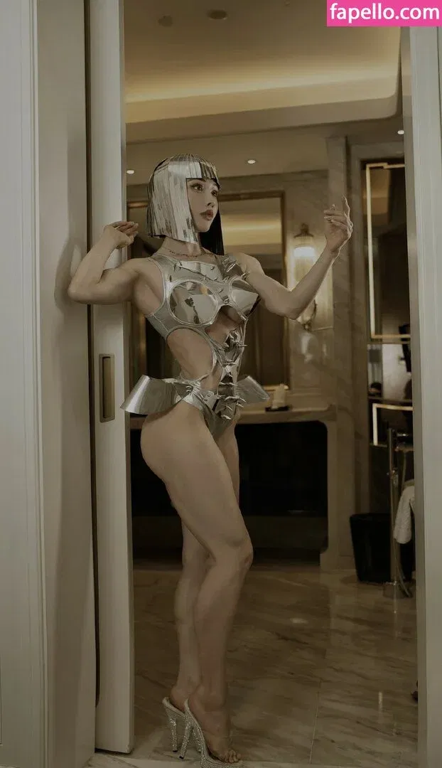 Yuan Herong Onlyfans Photo Gallery 