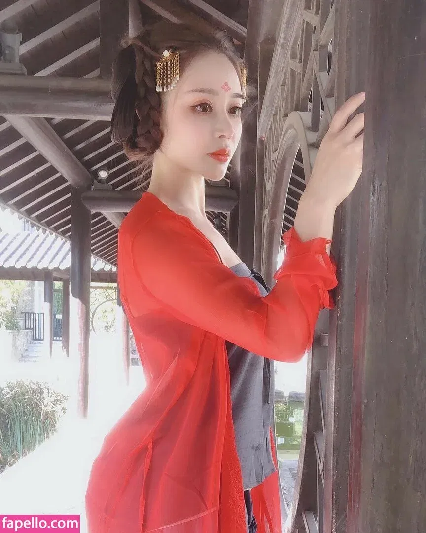 Yuan Herong Onlyfans Photo Gallery 