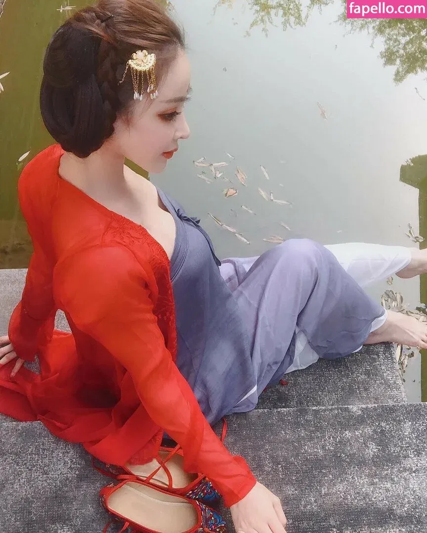 Yuan Herong Onlyfans Photo Gallery 