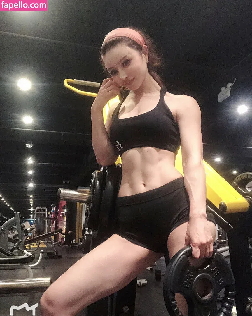 Yuan Herong Onlyfans Photo Gallery 