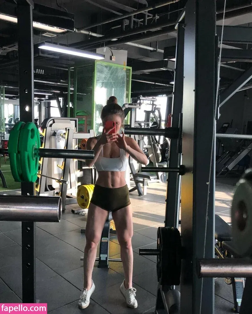 Yuan Herong Onlyfans Photo Gallery 