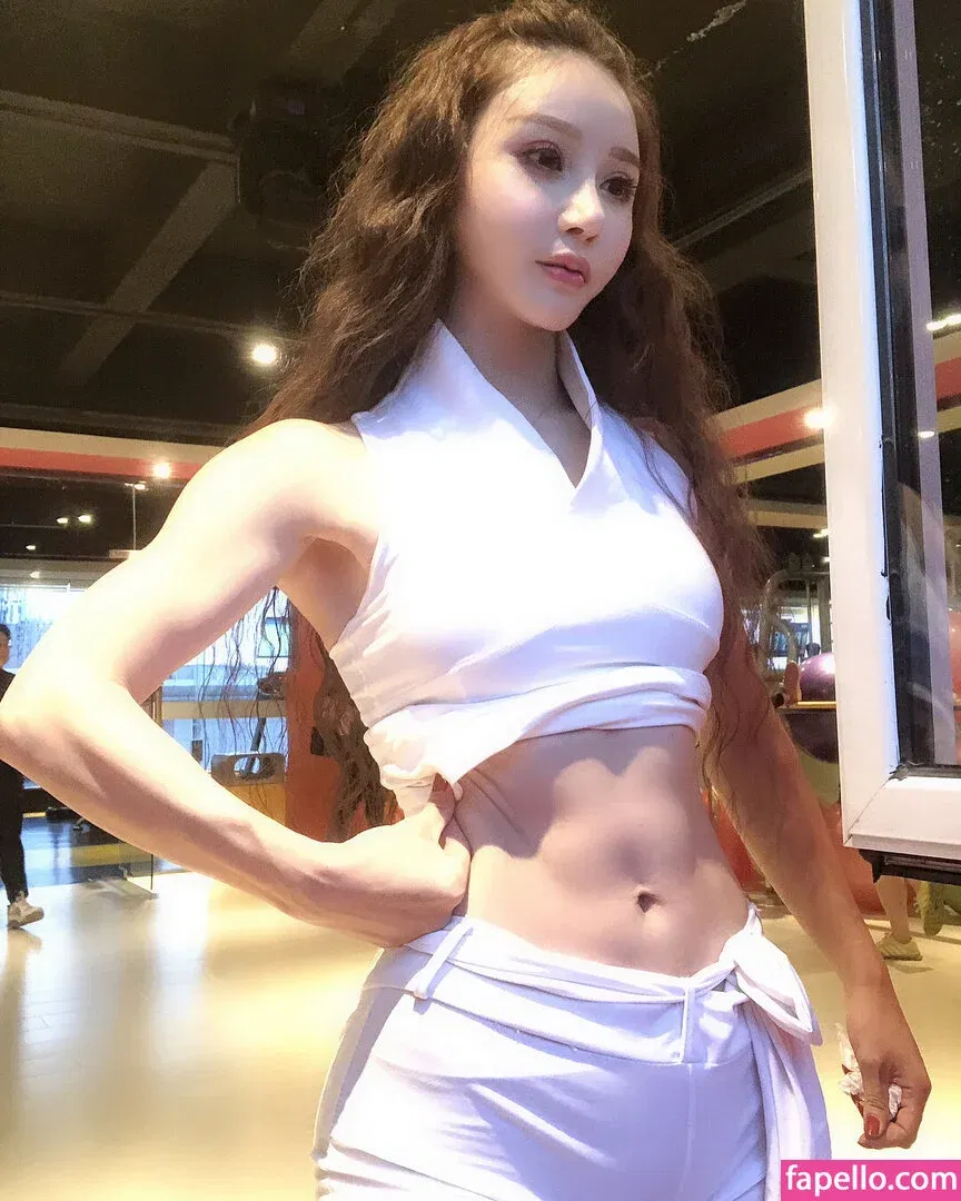 Yuan Herong Onlyfans Photo Gallery 