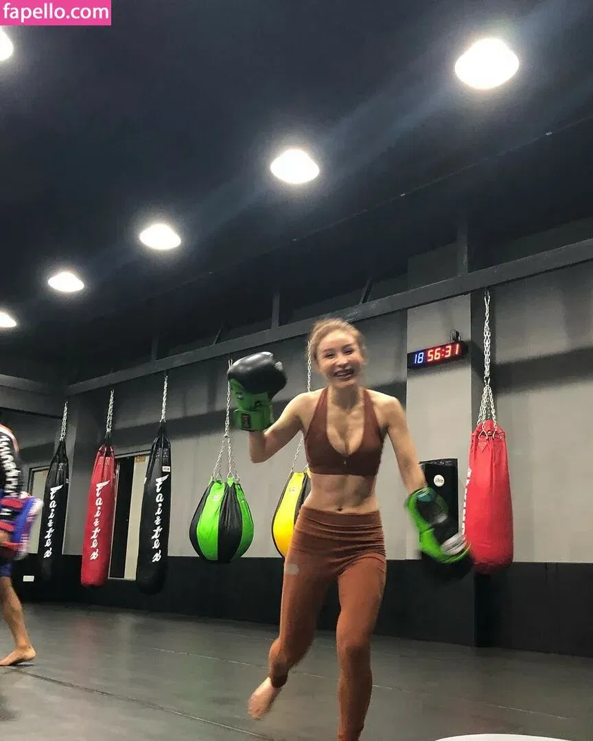 Yuan Herong Onlyfans Photo Gallery 