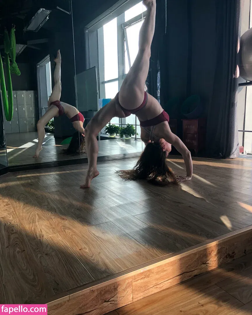 Yuan Herong Onlyfans Photo Gallery 