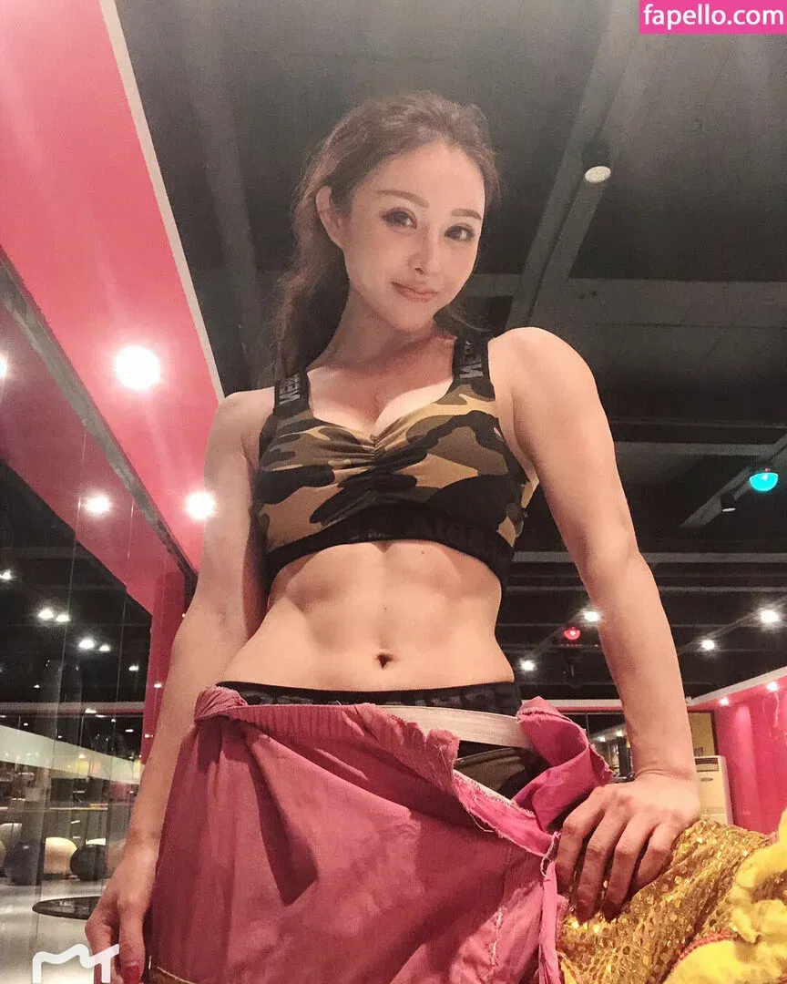 Yuan Herong Onlyfans Photo Gallery 