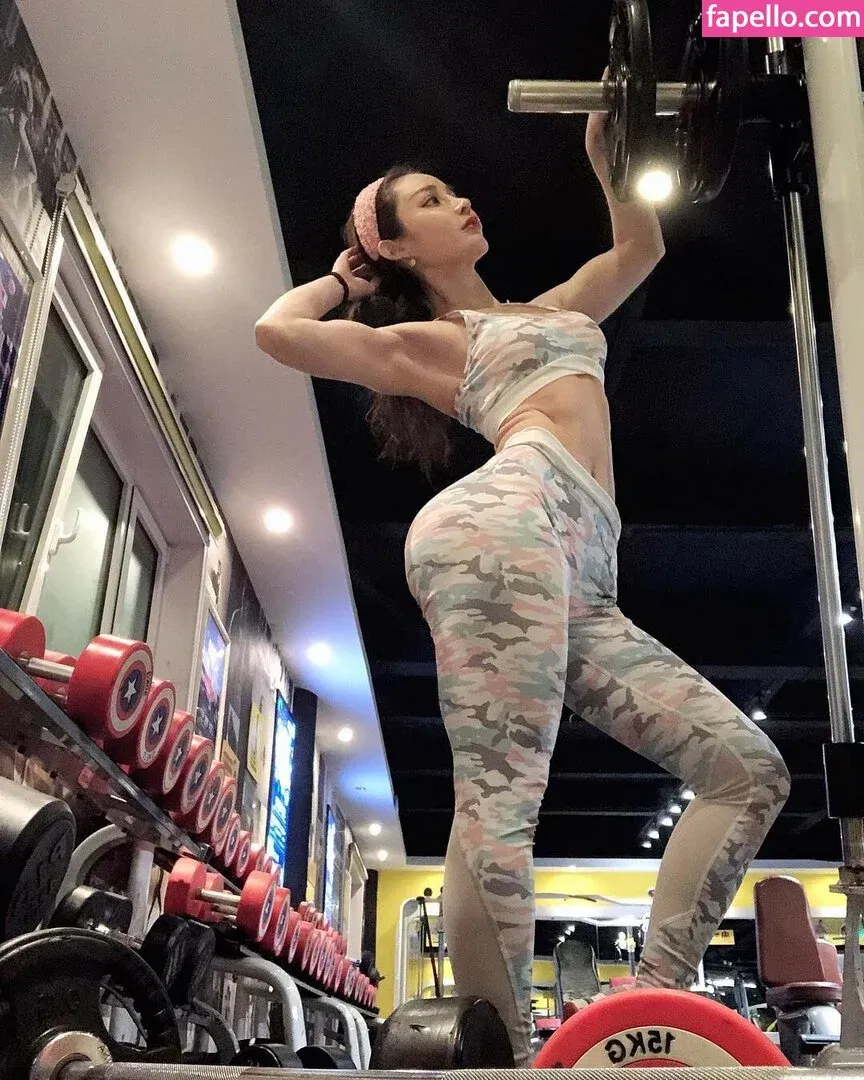 Yuan Herong Onlyfans Photo Gallery 