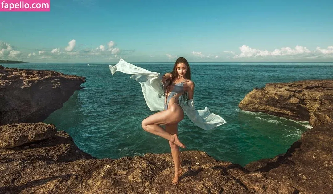 Yuan Herong Onlyfans Photo Gallery 