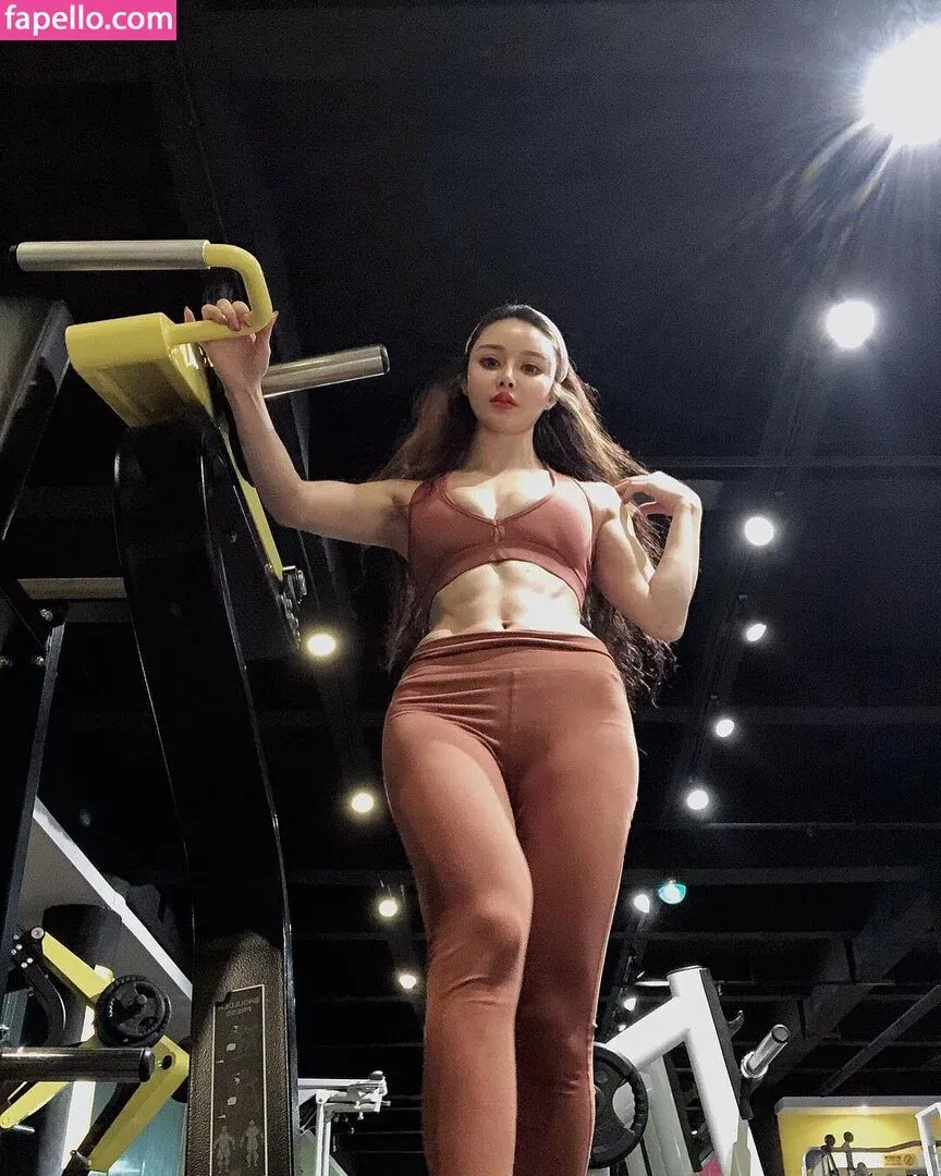 Yuan Herong Onlyfans Photo Gallery 