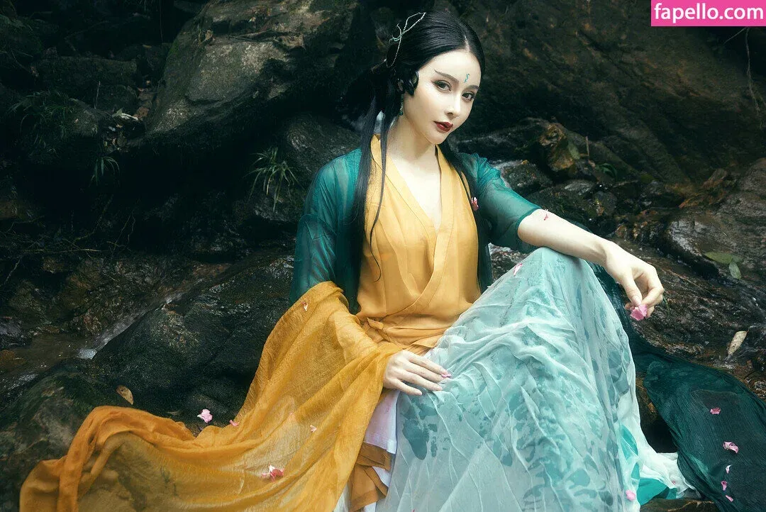 Yuan Herong Onlyfans Photo Gallery 