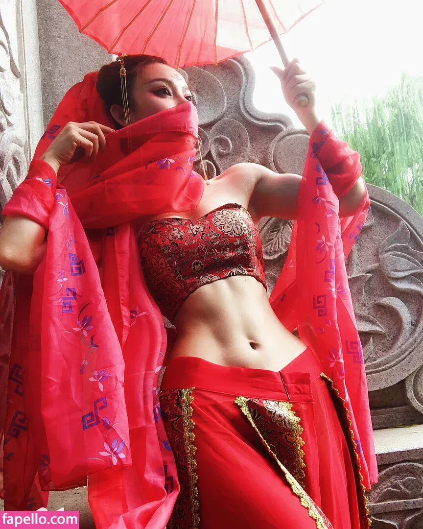 Yuan Herong Onlyfans Photo Gallery 