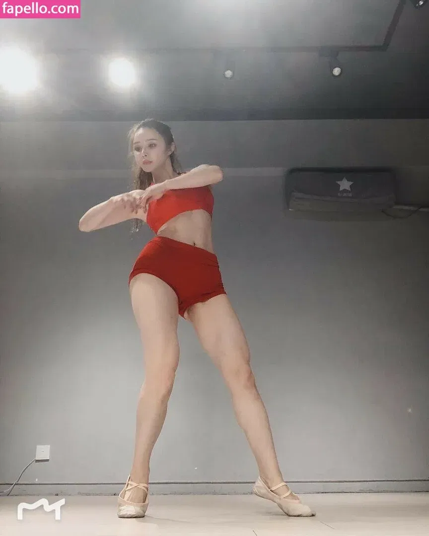 Yuan Herong Onlyfans Photo Gallery 