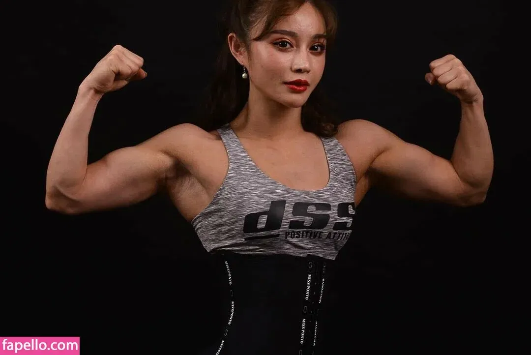 Yuan Herong Onlyfans Photo Gallery 