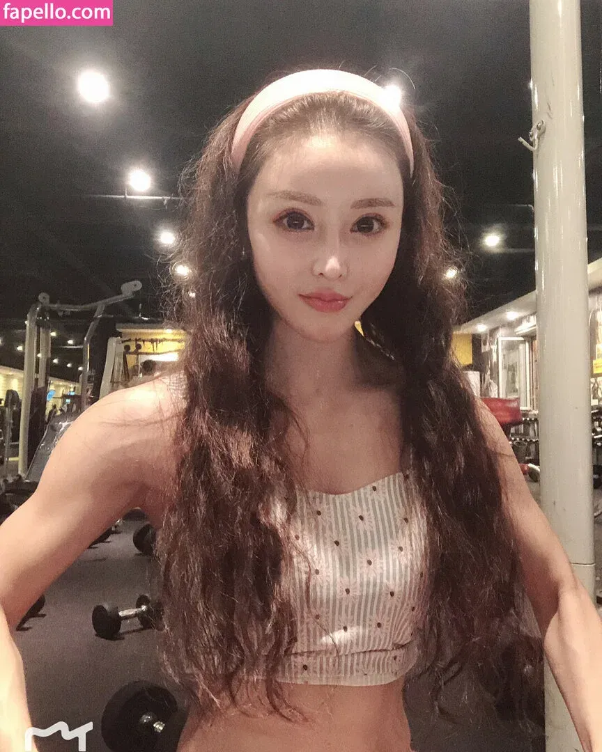 Yuan Herong Onlyfans Photo Gallery 