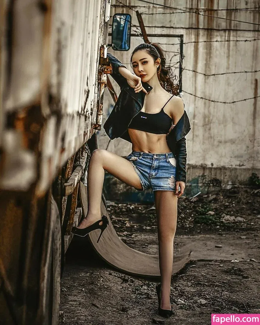 Yuan Herong Onlyfans Photo Gallery 