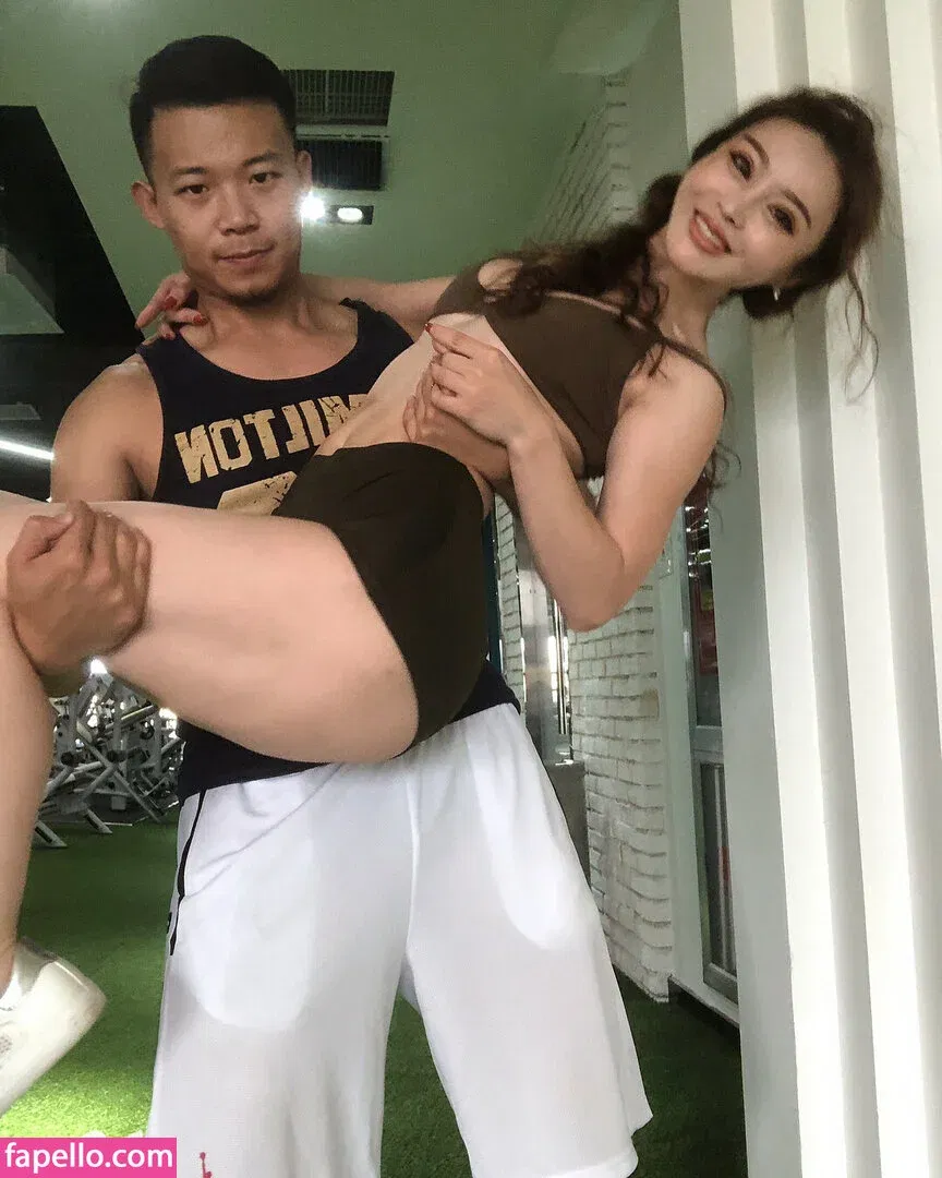 Yuan Herong Onlyfans Photo Gallery 