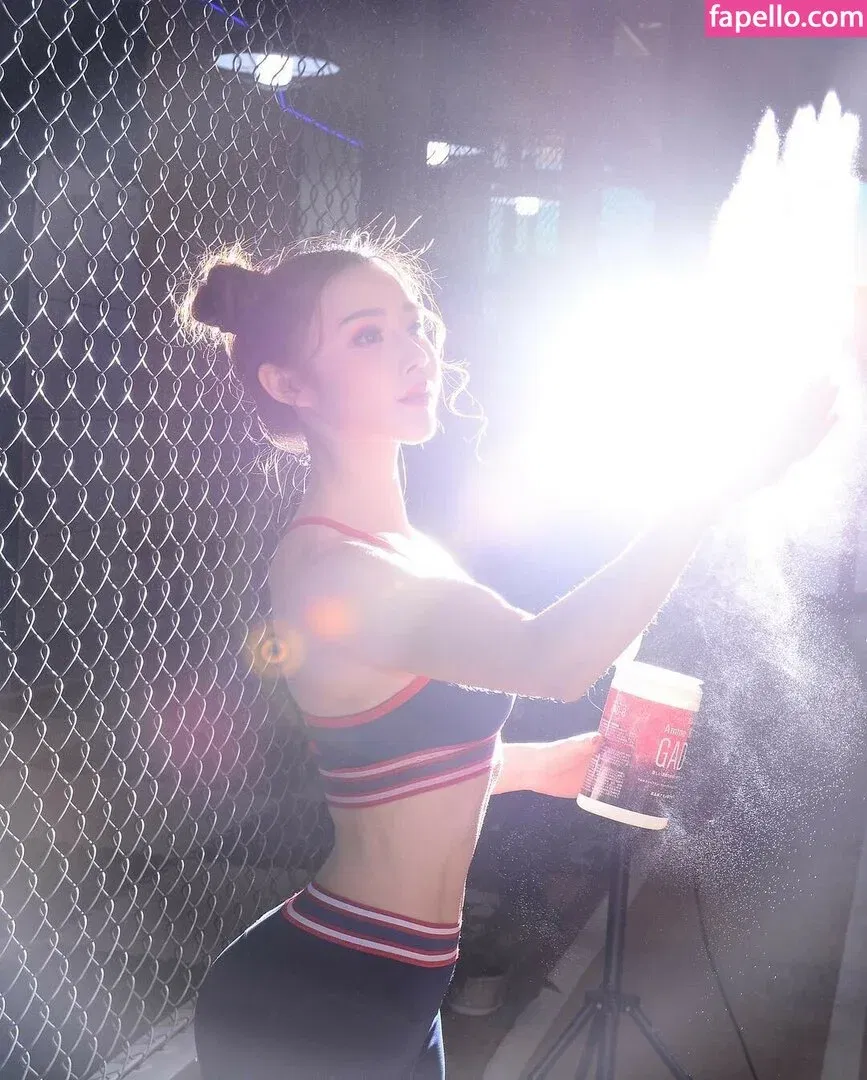 Yuan Herong Onlyfans Photo Gallery 