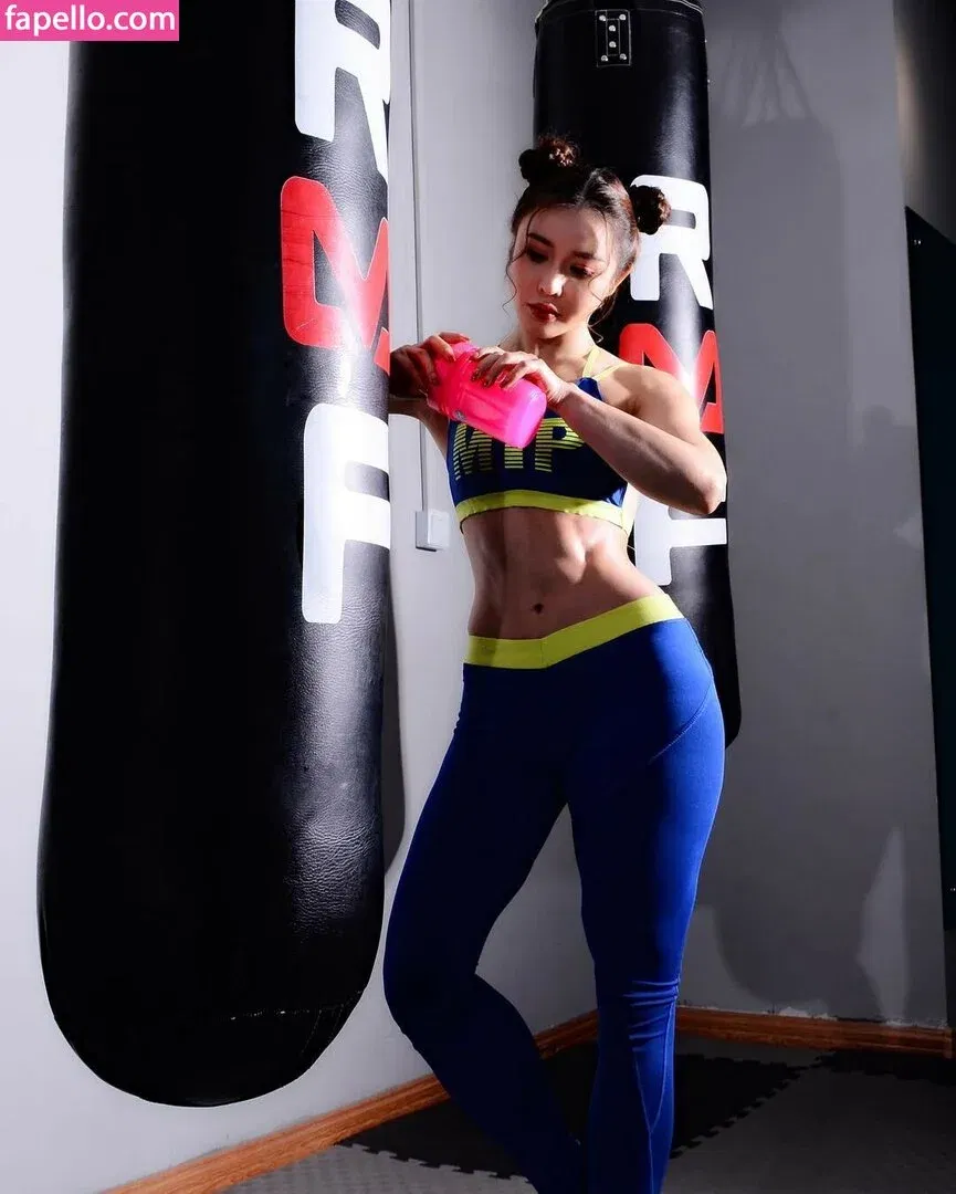 Yuan Herong Onlyfans Photo Gallery 