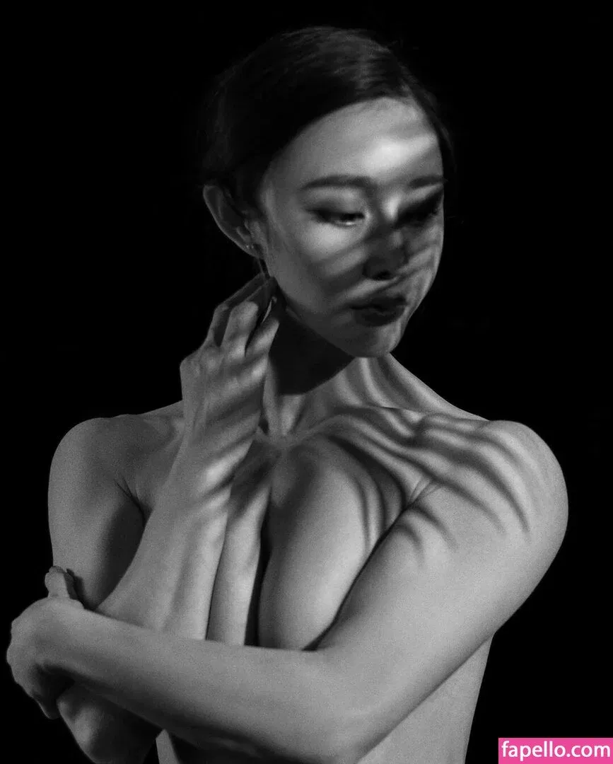 Yuan Herong Onlyfans Photo Gallery 