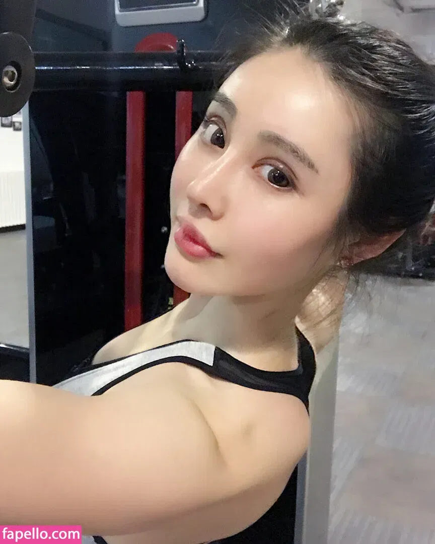 Yuan Herong Onlyfans Photo Gallery 