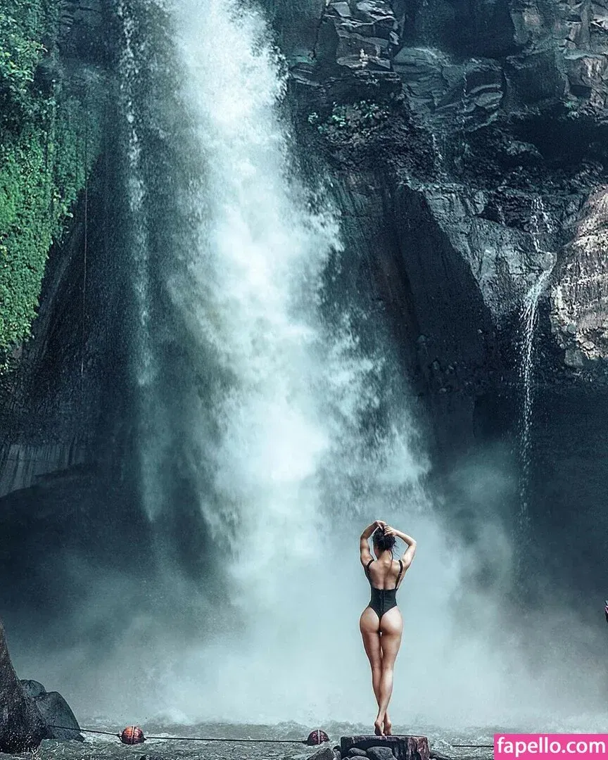 Yuan Herong Onlyfans Photo Gallery 