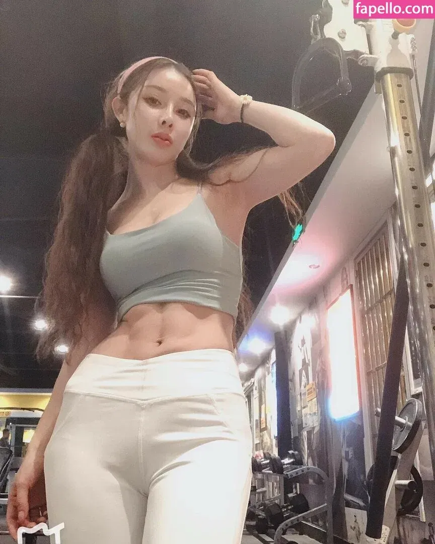 Yuan Herong Onlyfans Photo Gallery 