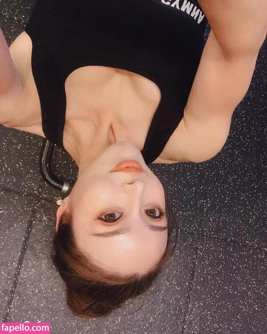 Yuan Herong Onlyfans Photo Gallery 