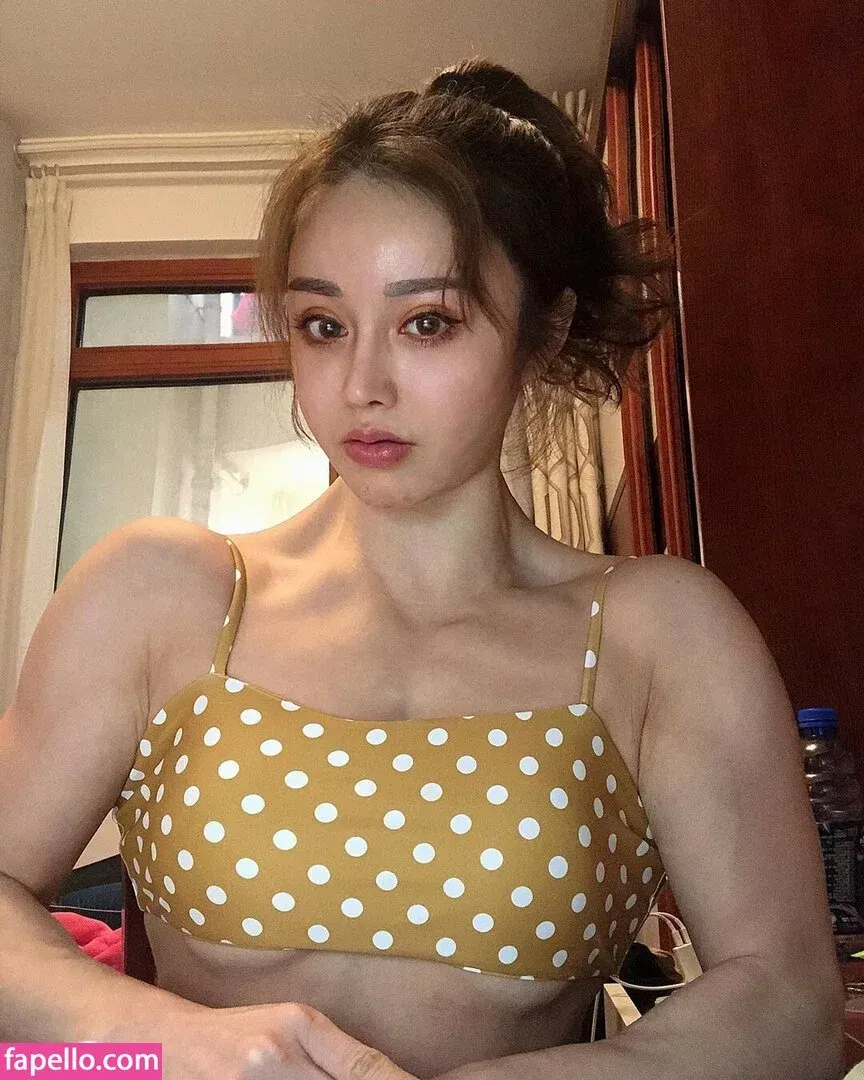 Yuan Herong Onlyfans Photo Gallery 