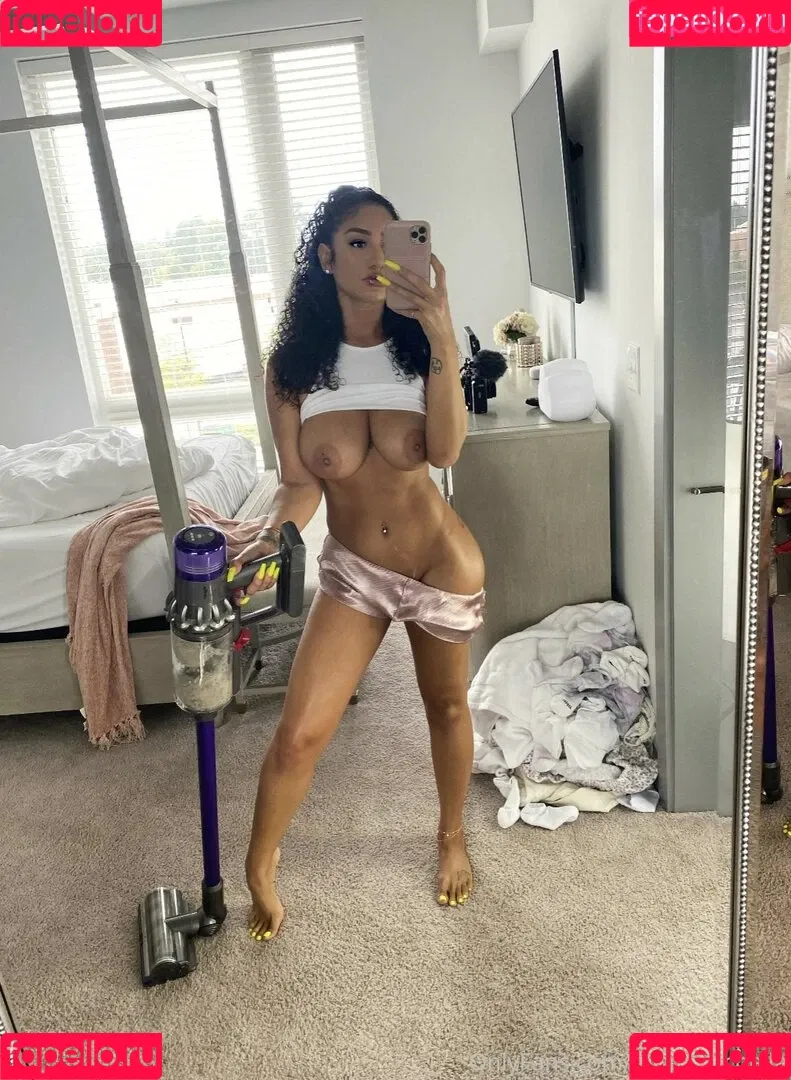 Authenticbella Onlyfans Photo Gallery 