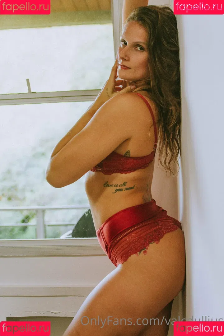 Valquíria Dullius Onlyfans Photo Gallery 
