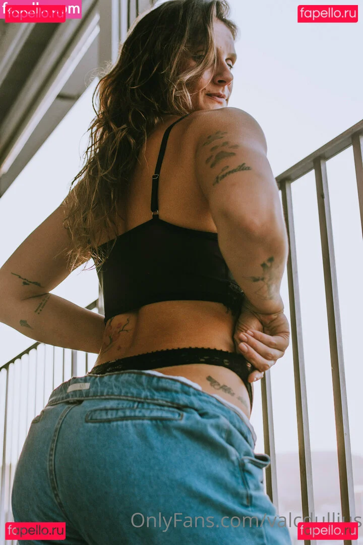 Valquíria Dullius Onlyfans Photo Gallery 