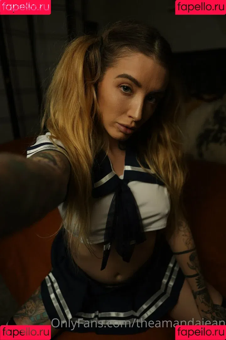 Theamandajean Onlyfans Photo Gallery 