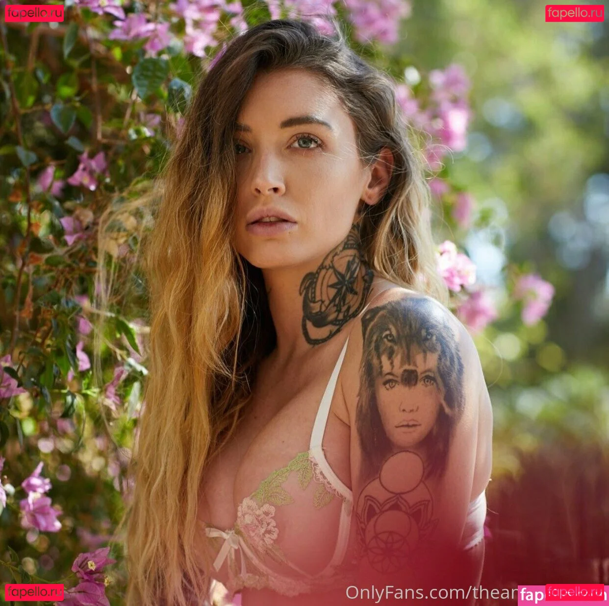 Theamandajean Onlyfans Photo Gallery 