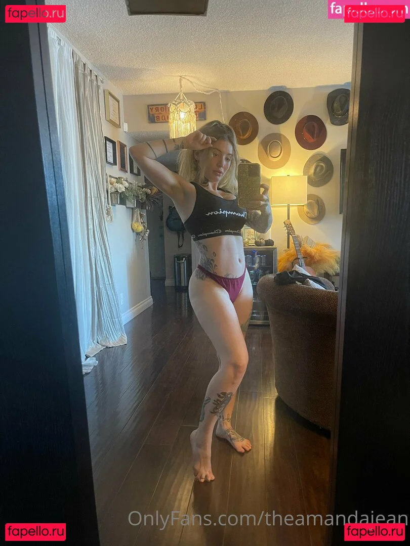 Theamandajean Onlyfans Photo Gallery 