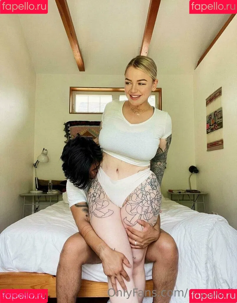 mysoleil Onlyfans Photo Gallery 