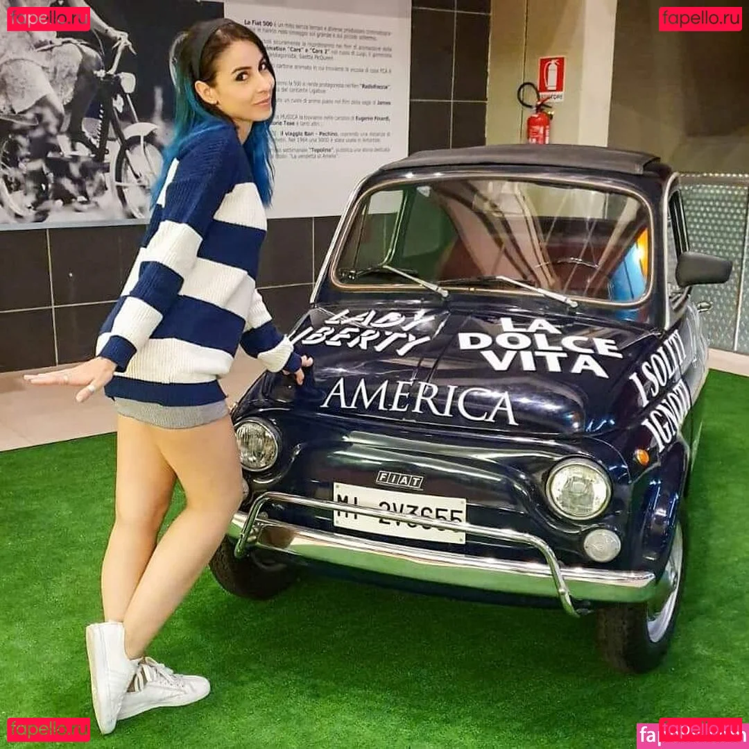 Kurolily Onlyfans Photo Gallery 