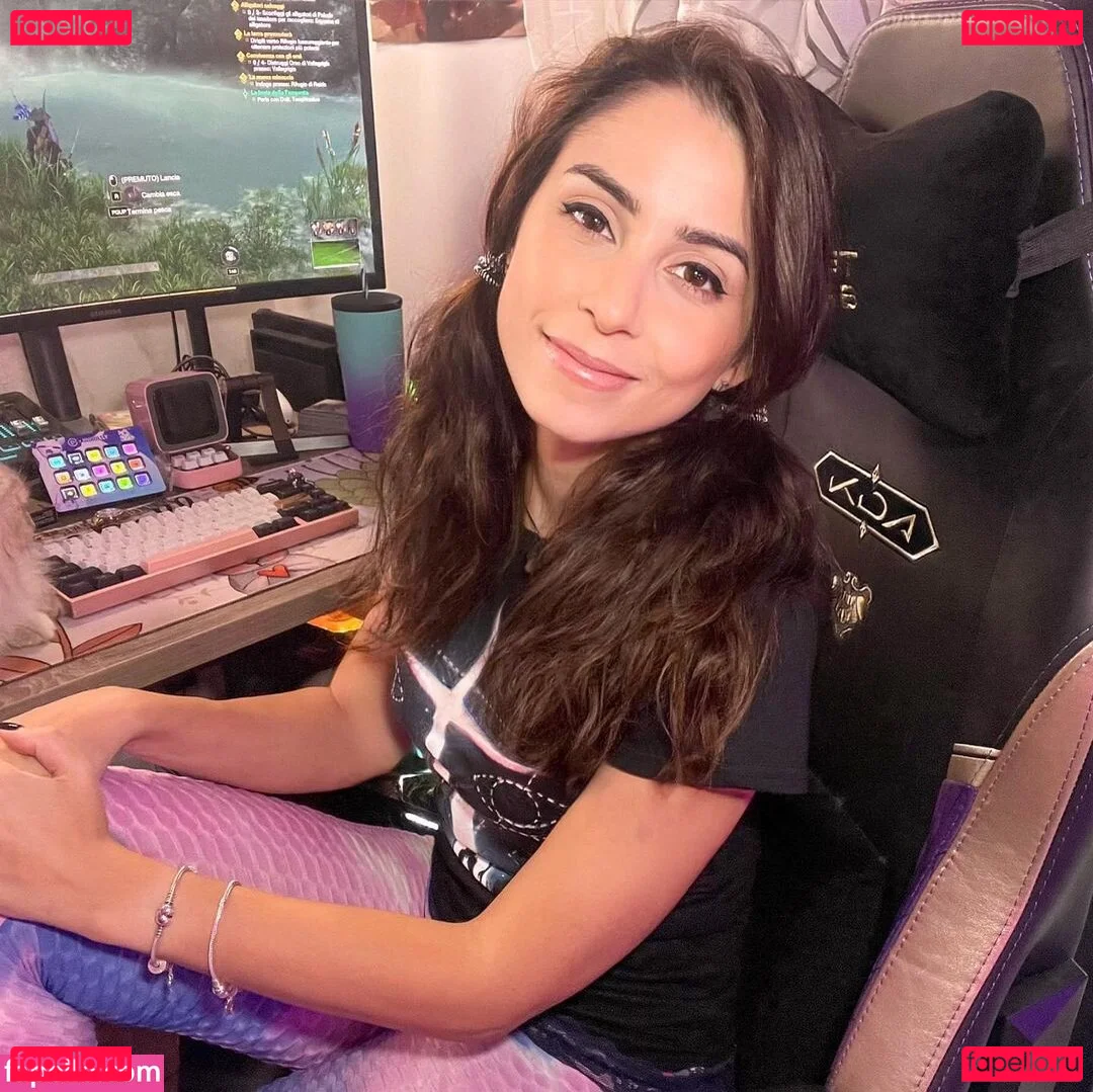 Kurolily Onlyfans Photo Gallery 