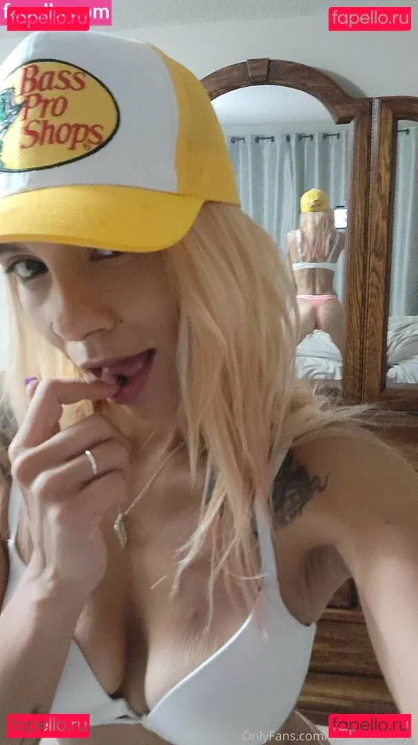 xkaramelbabyx Onlyfans Photo Gallery 